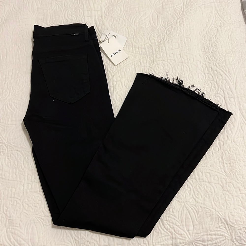 NWT MOTHER Denim!! Weekender Fray!